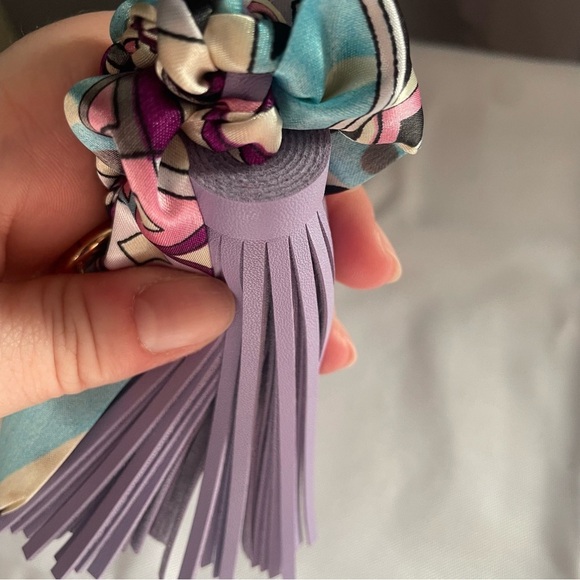 Classic Satin Scarf Tassel Faux Leather Key Chain Pendant Bag Charm Twilly - Picture 6 of 7